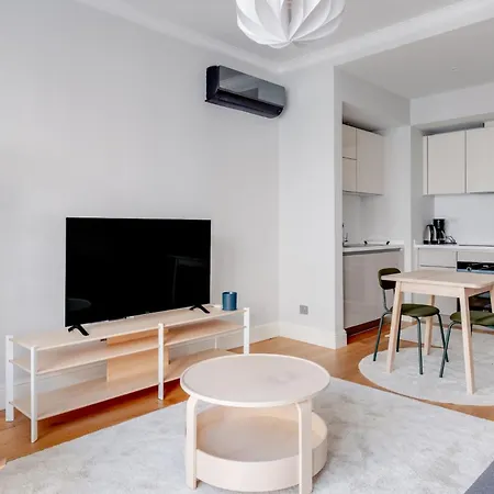 Modern Flat 5 Min To Metro On Istiklal Avenue